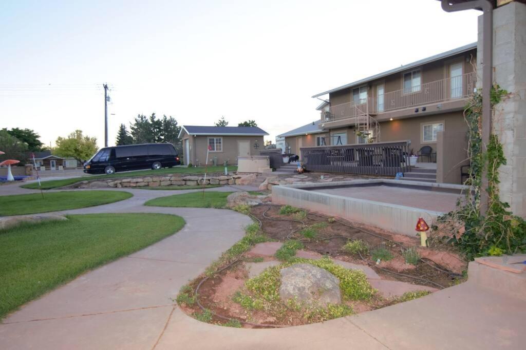 Tacit Shadow Resort Paradise Deluxe Suite, Gym, Coffee Bar, Hot-Tub, Free Laundry, Food Available Parowan Eksteriør billede