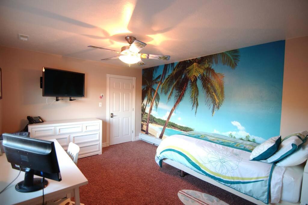 Tacit Shadow Resort Paradise Deluxe Suite, Gym, Coffee Bar, Hot-Tub, Free Laundry, Food Available Parowan Eksteriør billede